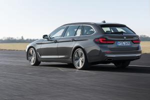 BMW 530i Touring Luxury Line 2020 года  (WW)